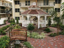 Azalea Garden Apartments offers luxury and convenience to downtown Orlando amenities at reasonable rental rates